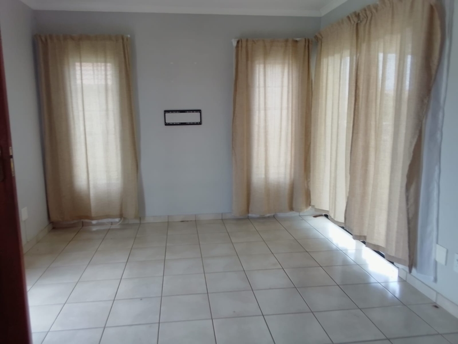 To Let 3 Bedroom Property for Rent in Waterkloof North West